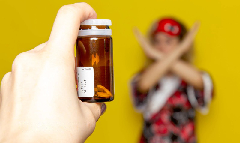 چه زمانی باید مصرف دارو را قطع کنیم یا ادامه دهیم؟